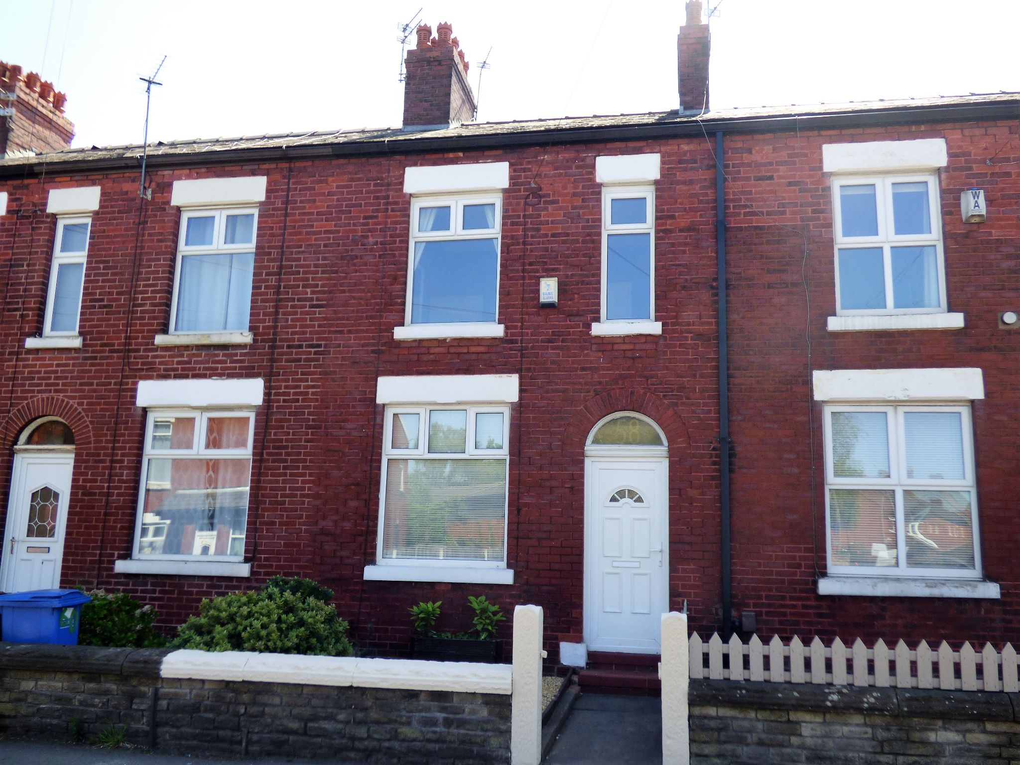 2 bedroom Terraced House Sold