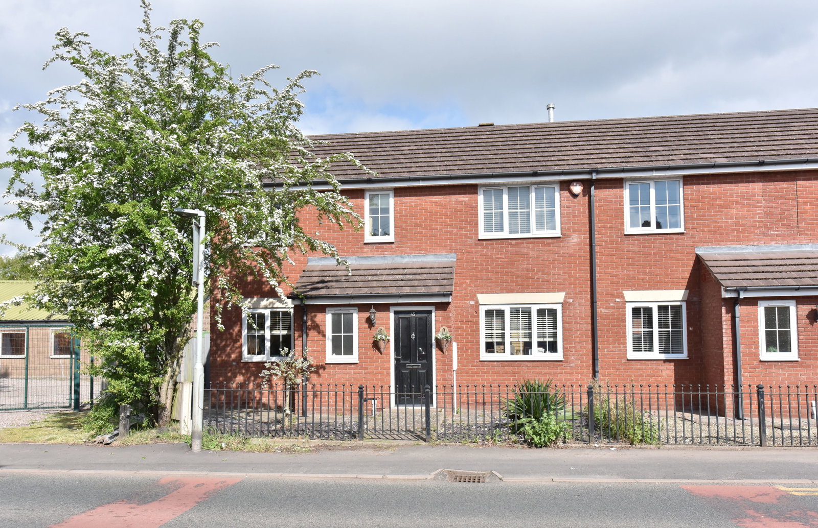 3 bedroom Terraced House Under Offer