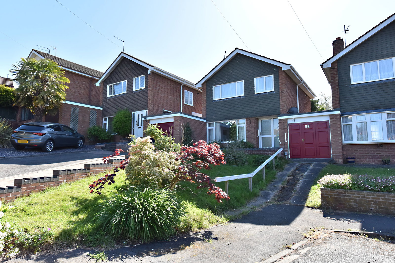 3 bedroom Link detached house For Sale