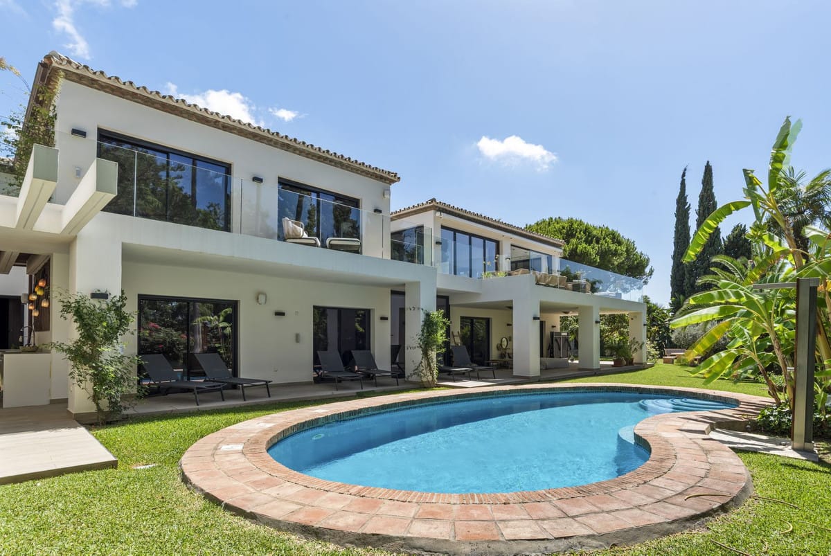 4 bedroom Villa For Sale
