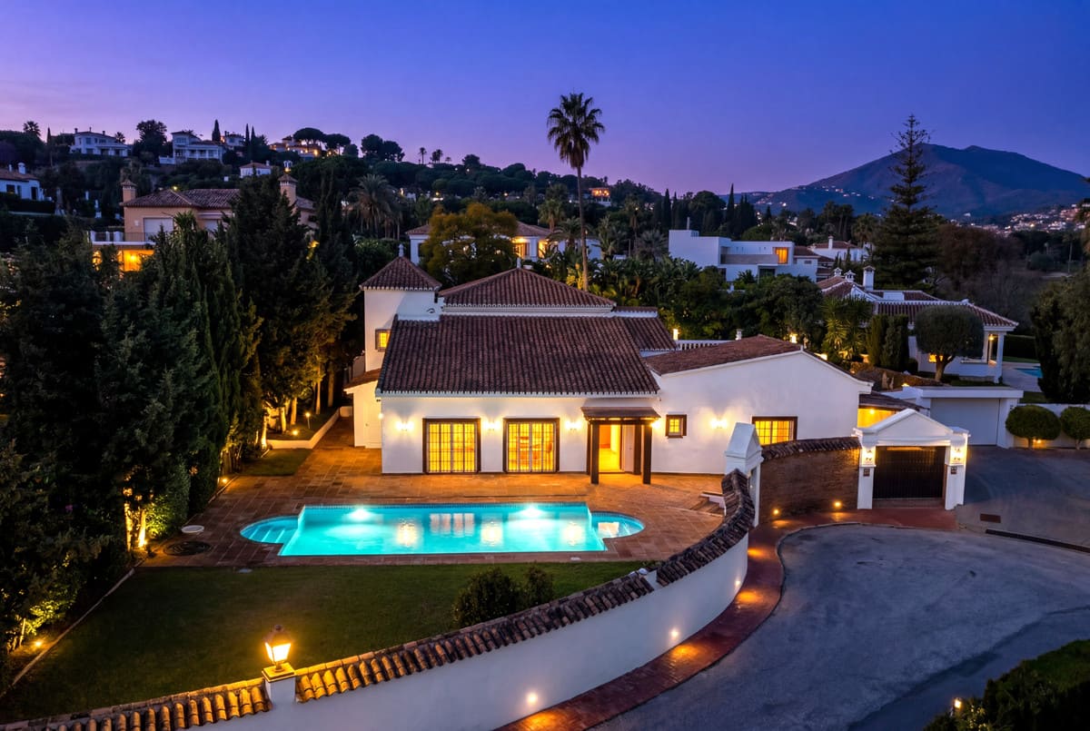 4 bedroom Villa For Sale