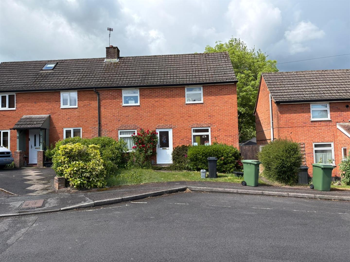 4 bedroom House (unspecified) To Let