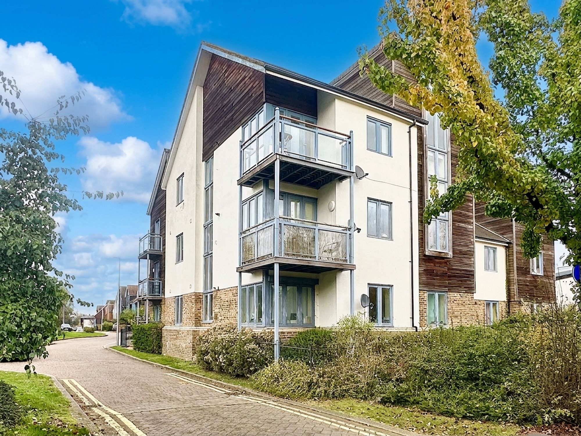 2 bedroom Flat share Under Offer