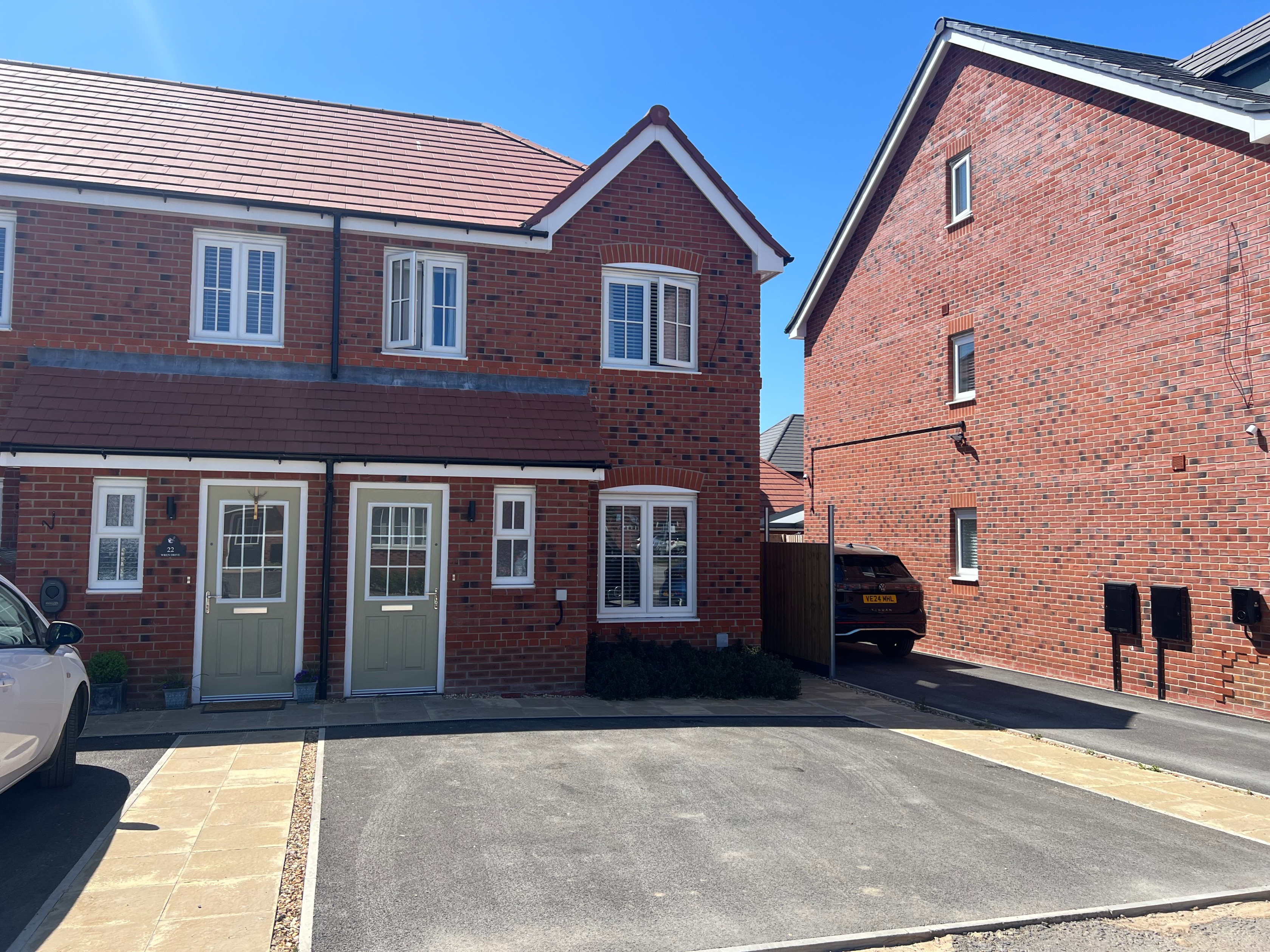 3 bedroom Town house To Let