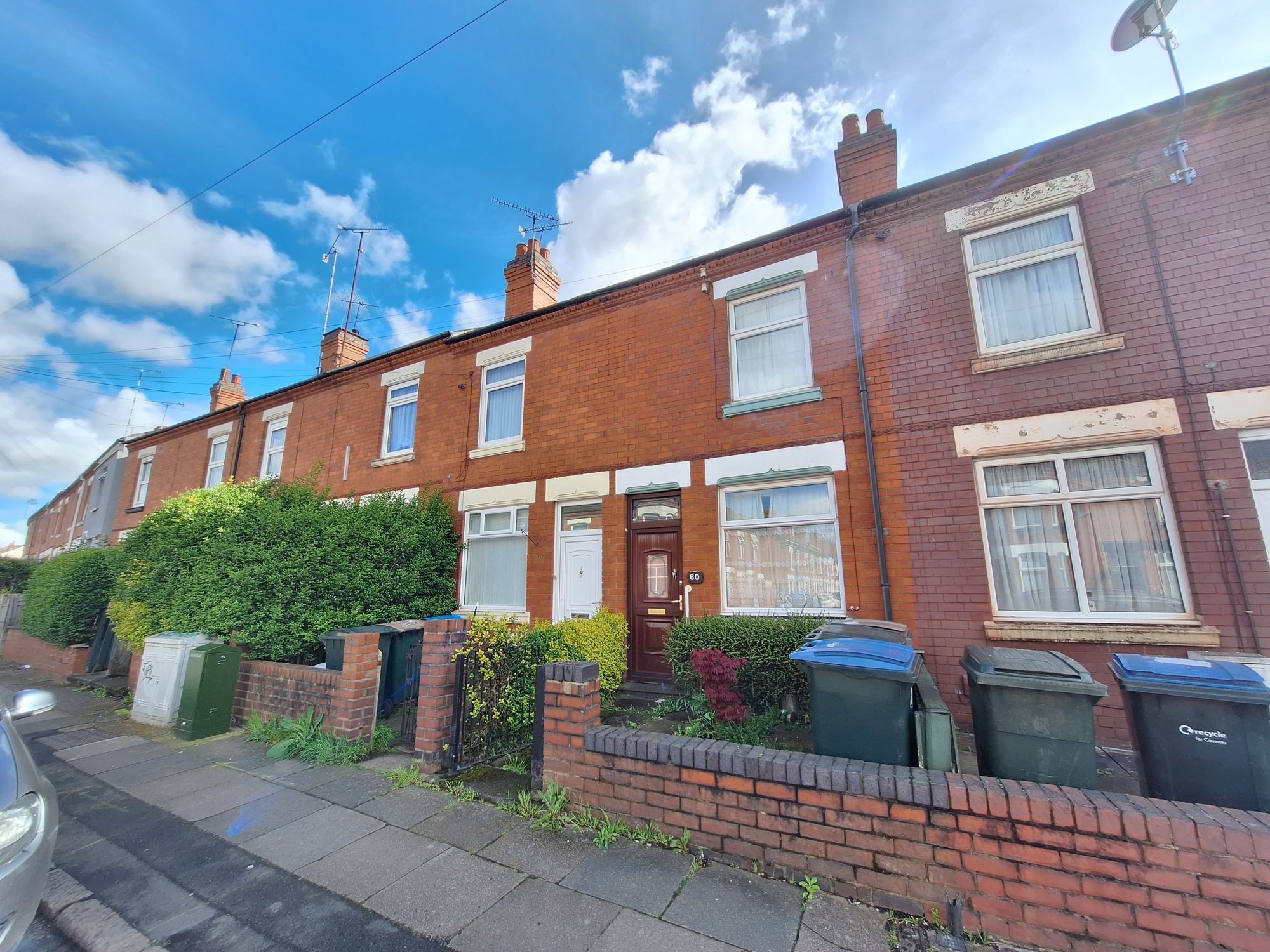 2 bedroom Terraced House Under Offer