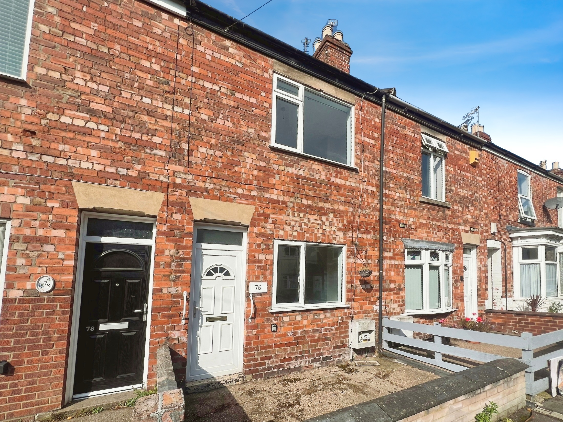 3 bedroom Terraced House To Let