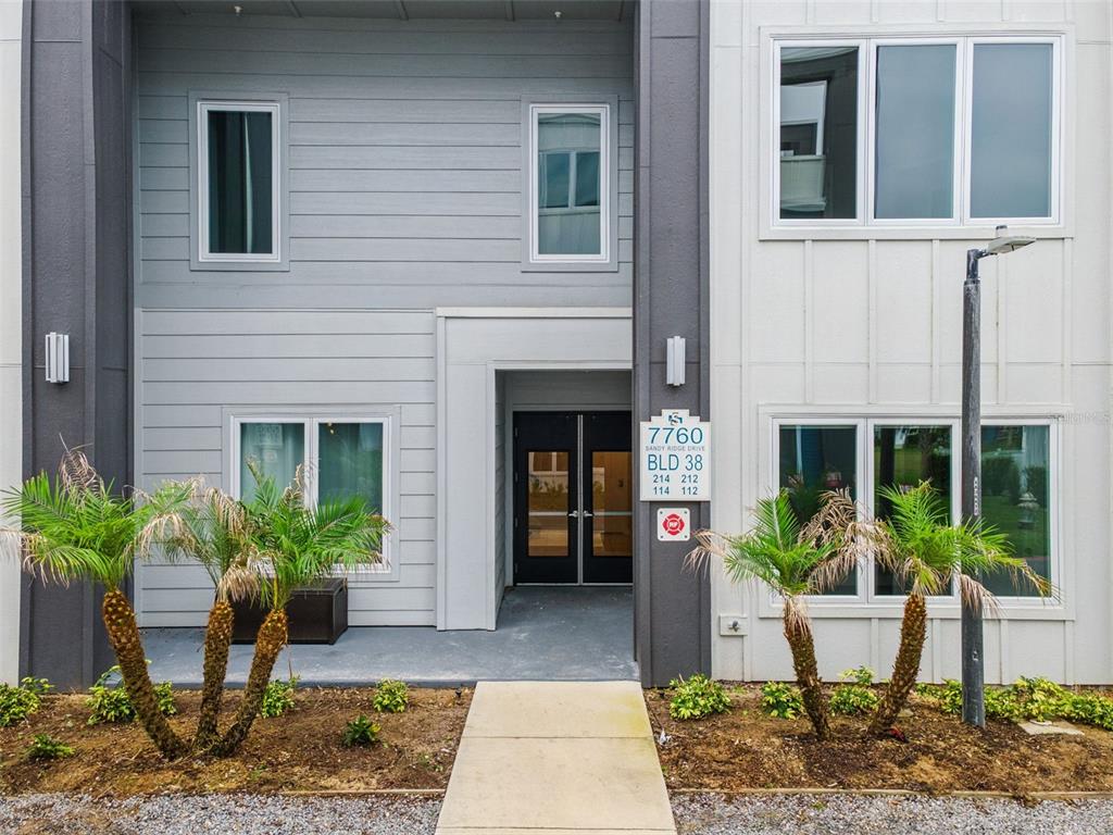 5 bedroom Town house For Sale