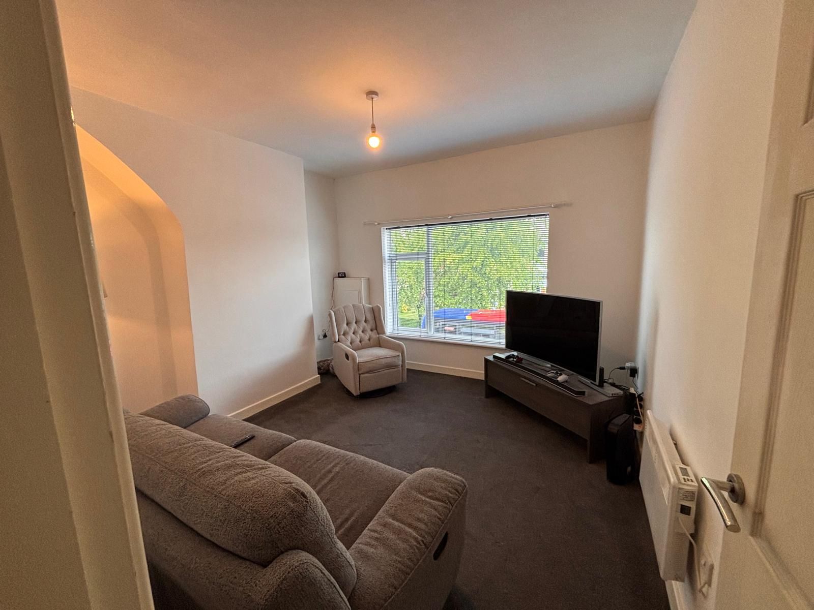 1 bedroom Apartment To Let