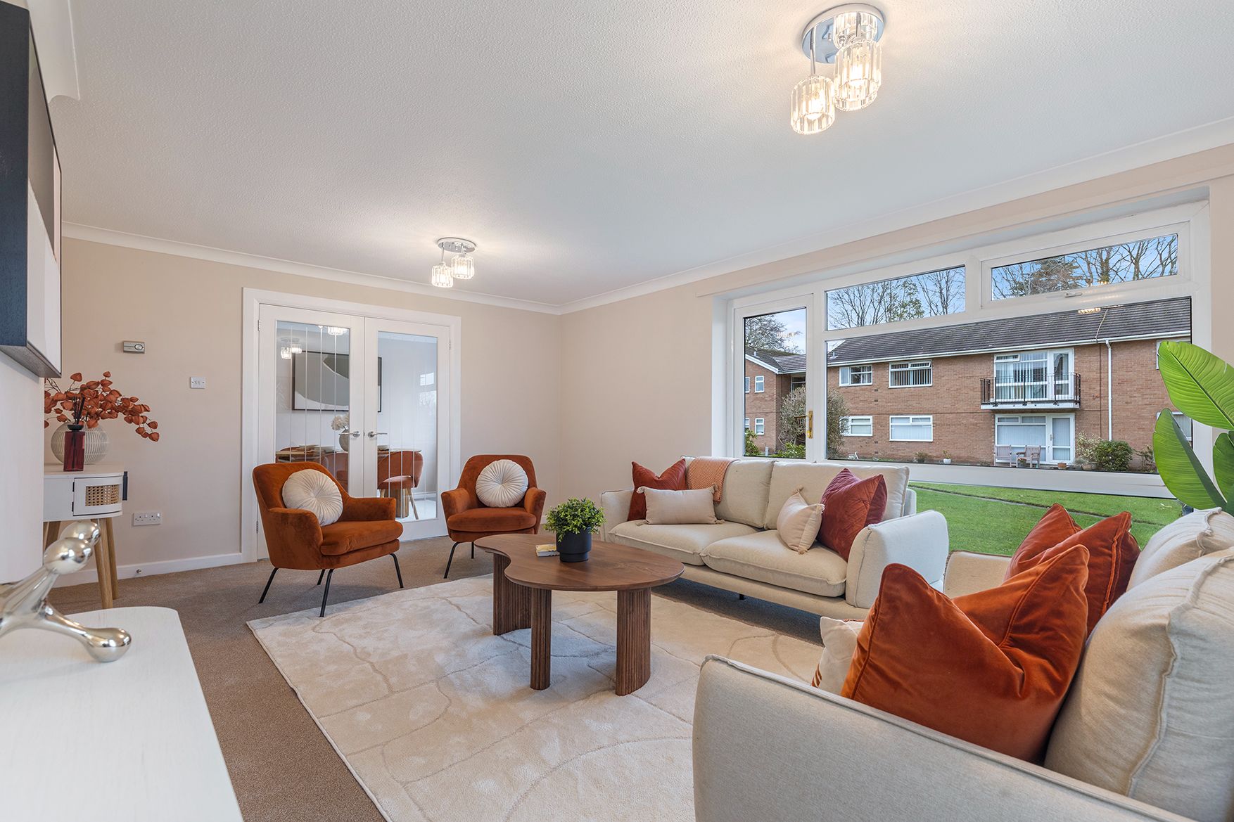 2 bedroom Apartment For Sale