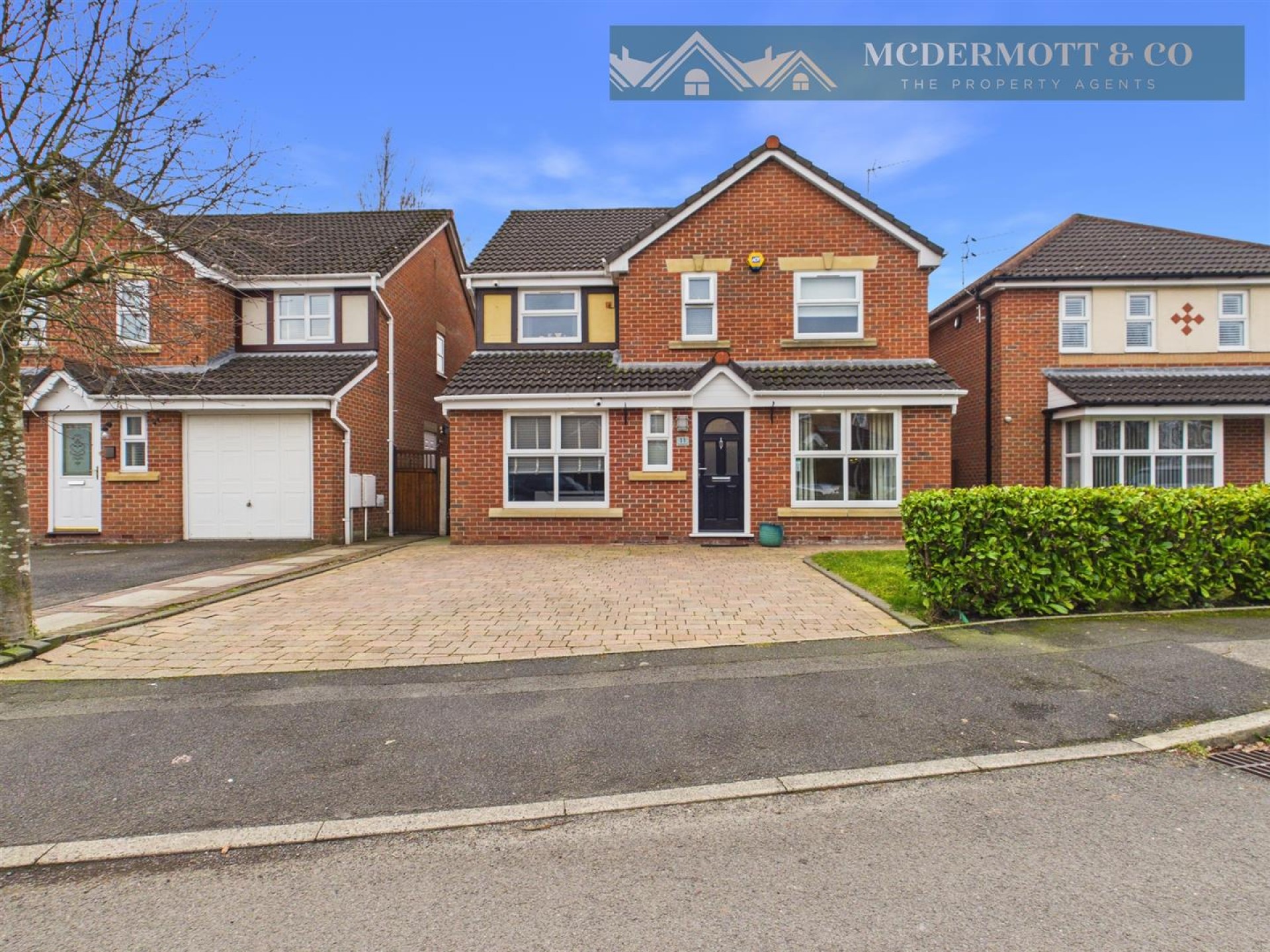 4 bedroom Detached house Under Offer
