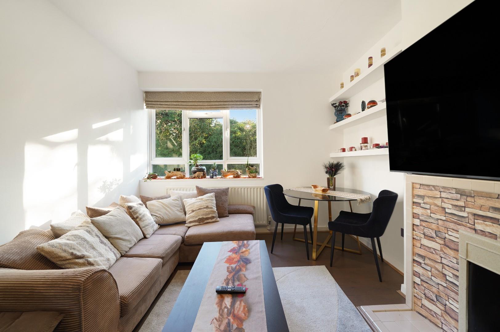 1 bedroom Flat Under Offer