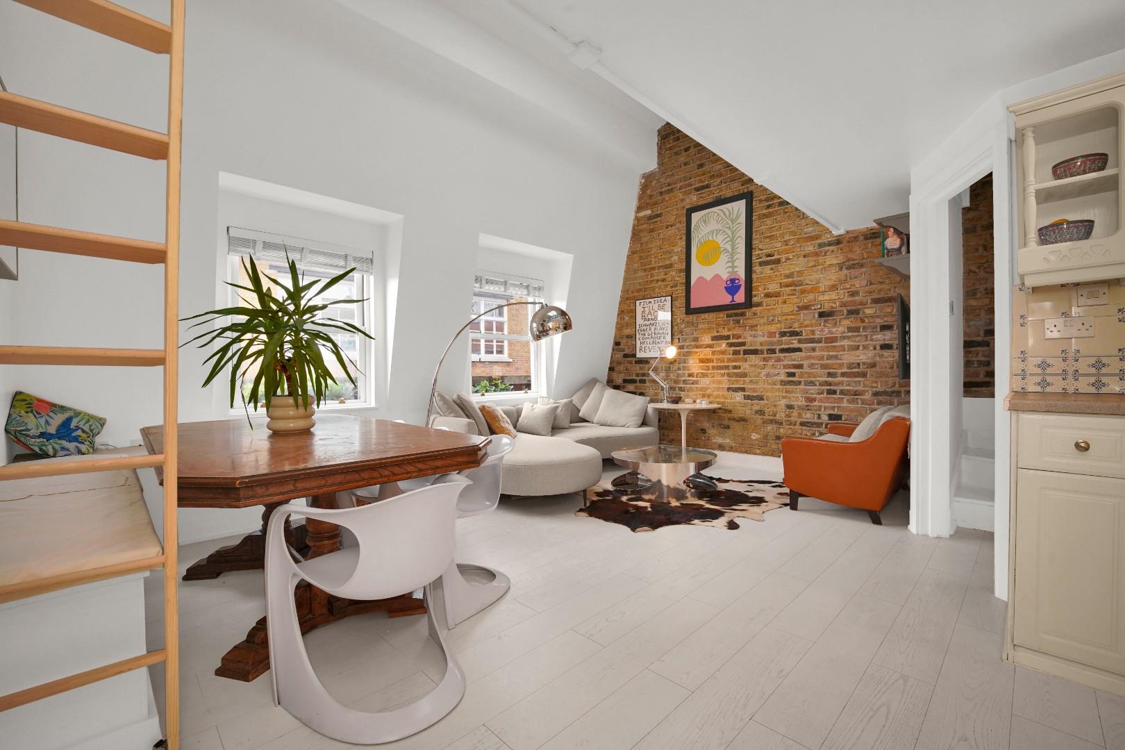 1 bedroom Flat For Sale