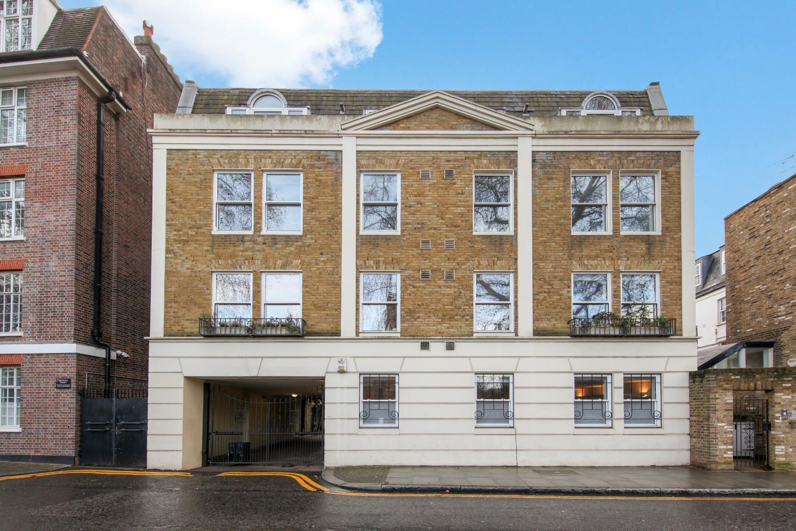 2 bedroom Flat Let