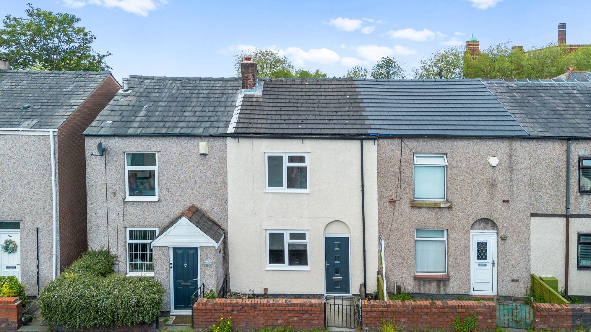 2 bedroom Terraced House Under Offer