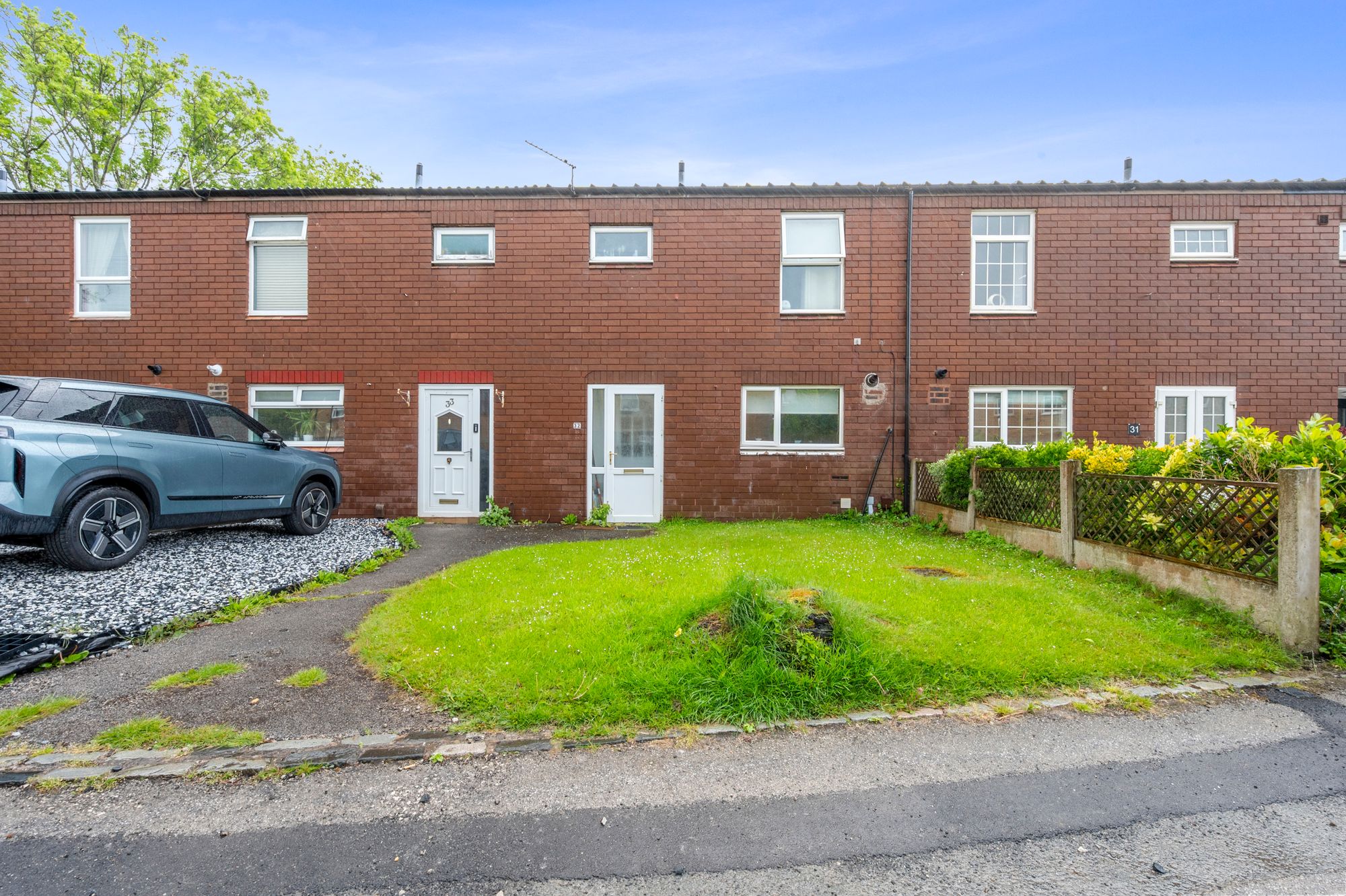 3 bedroom Terraced House Under Offer