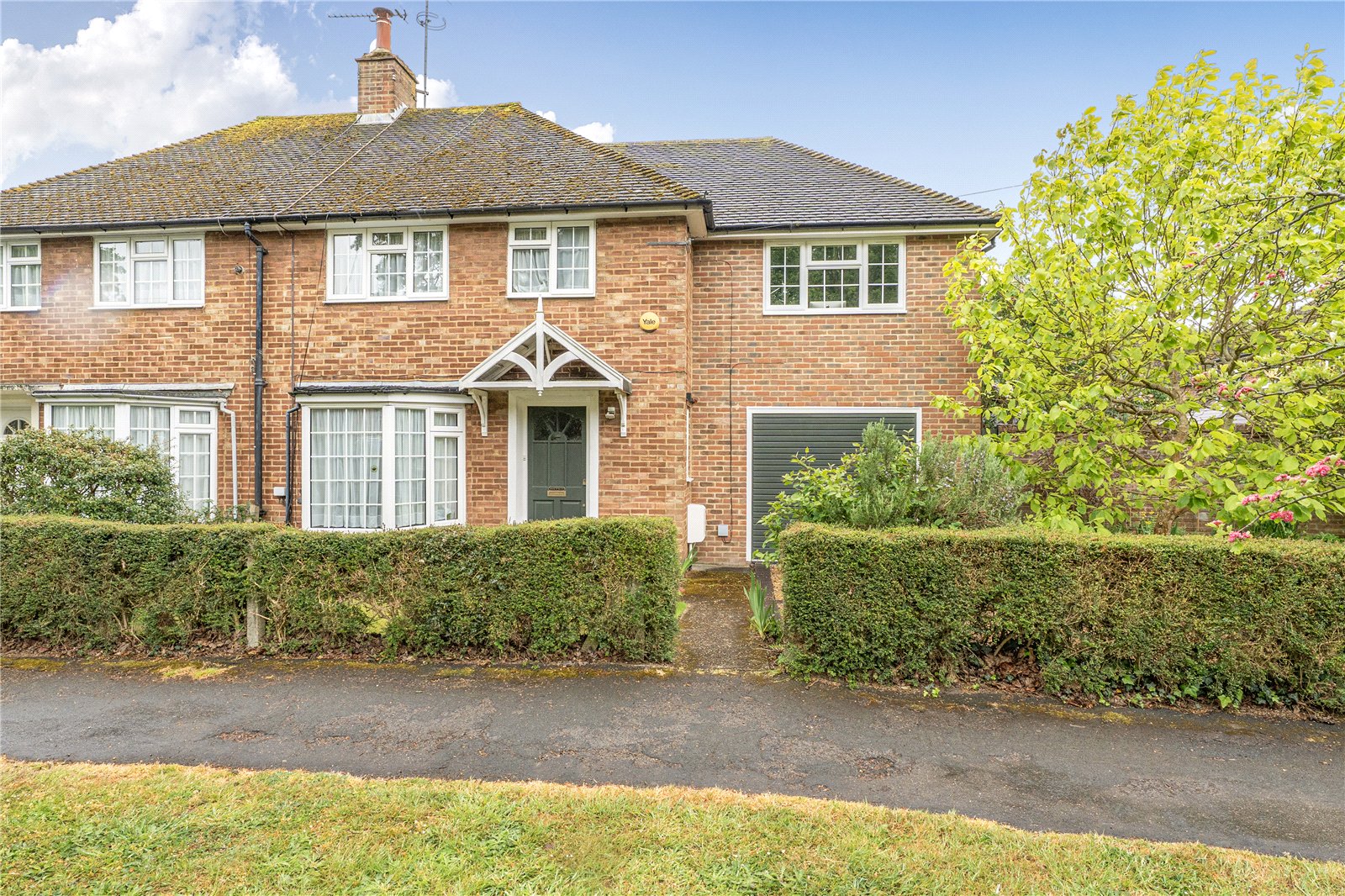 4 bedroom Semi-detached house For Sale