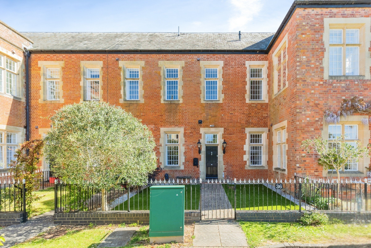 3 bedroom House (unspecified) For Sale