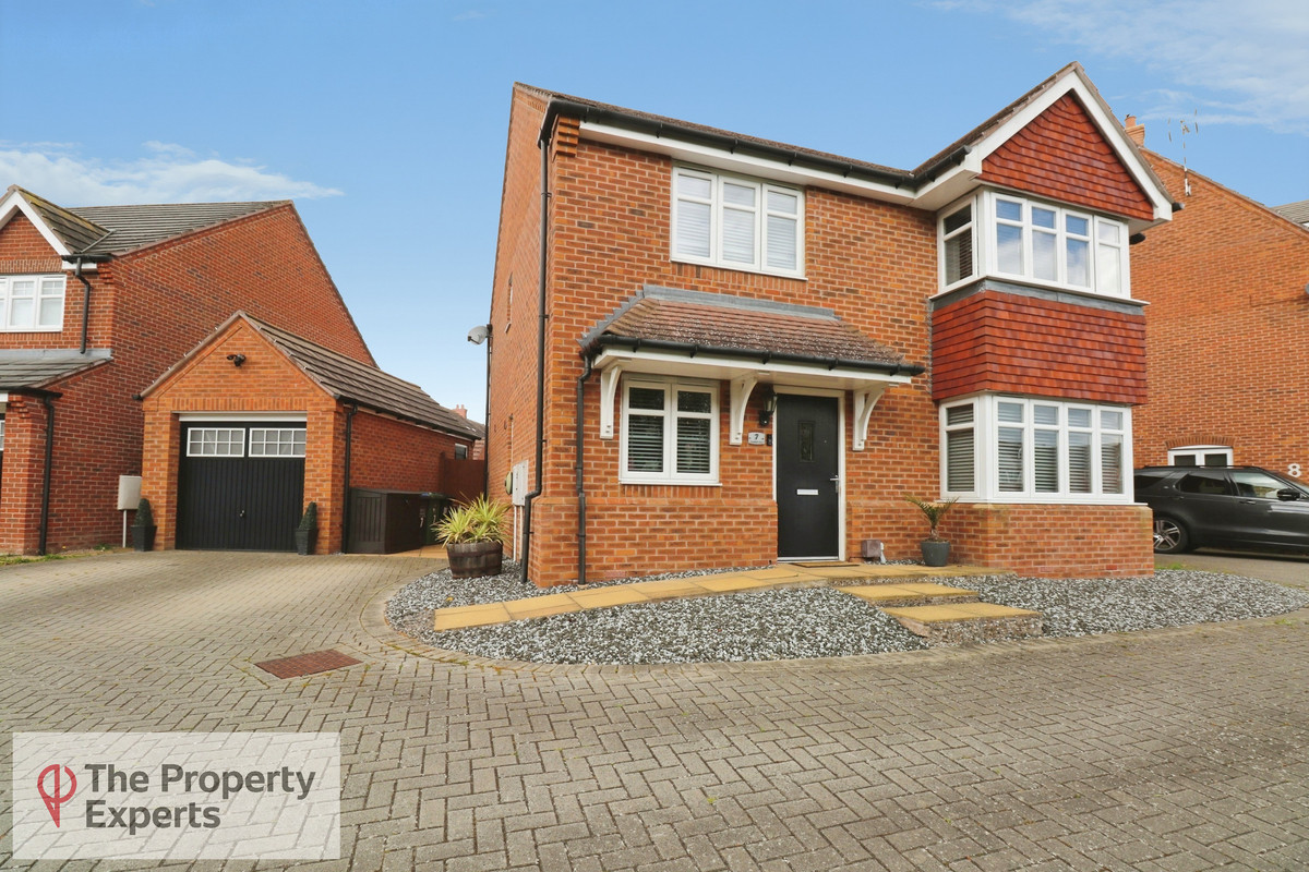 4 bedroom Detached house For Sale