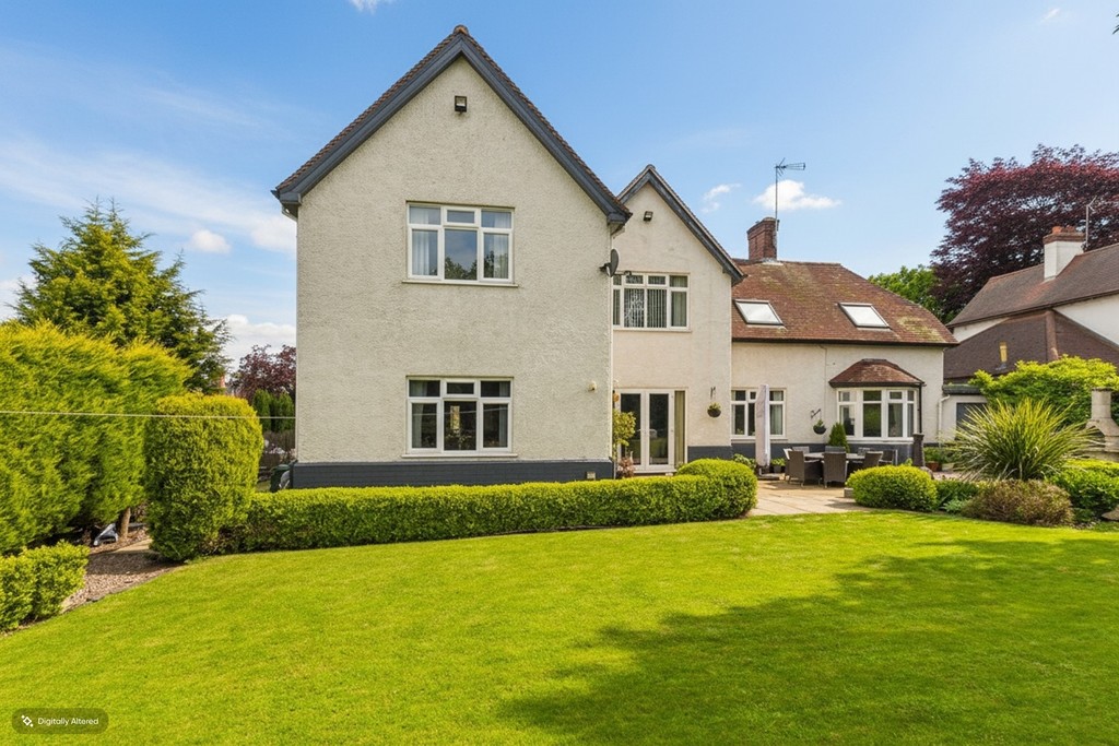 4 bedroom Detached house For Sale