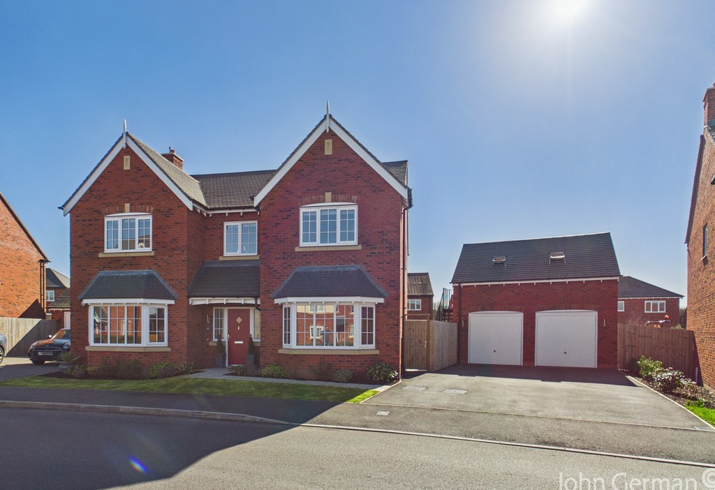 5 bedroom Detached house For Sale