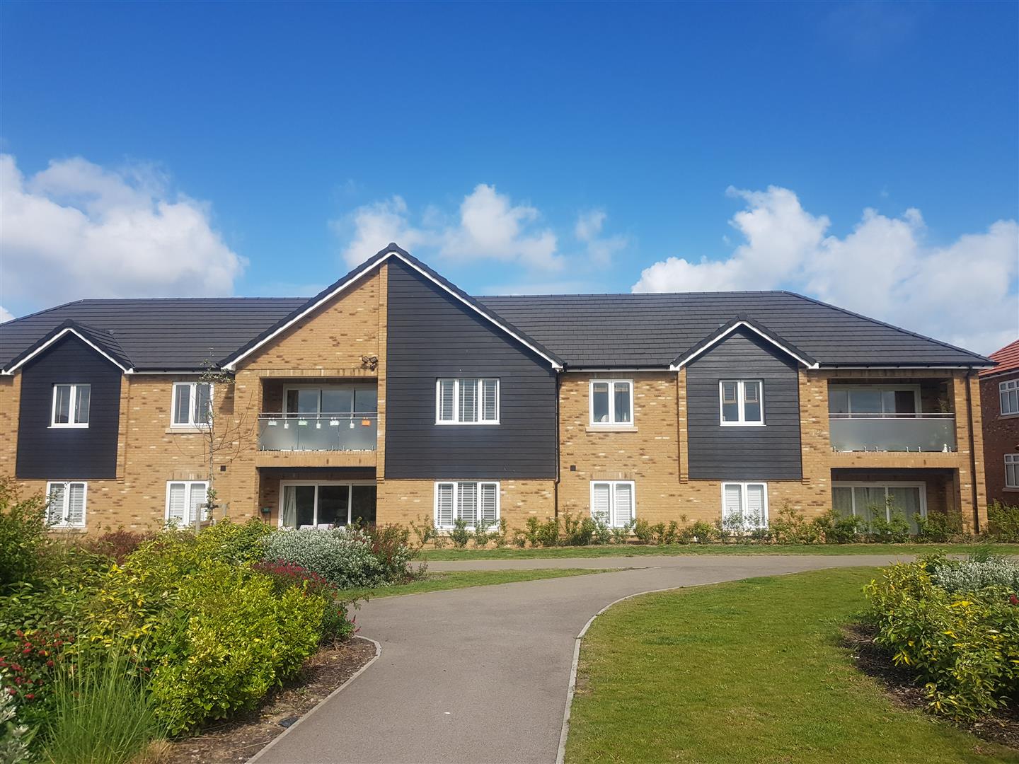 2 bedroom Flat Let