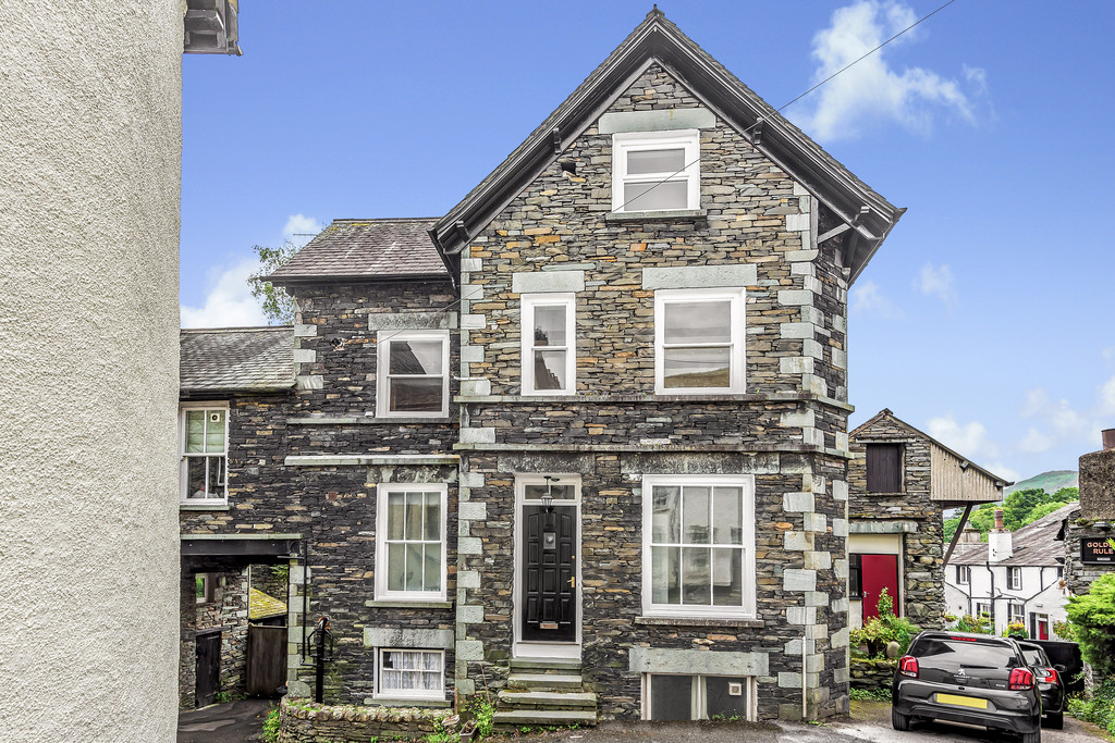4 bedroom Flat share For Sale
