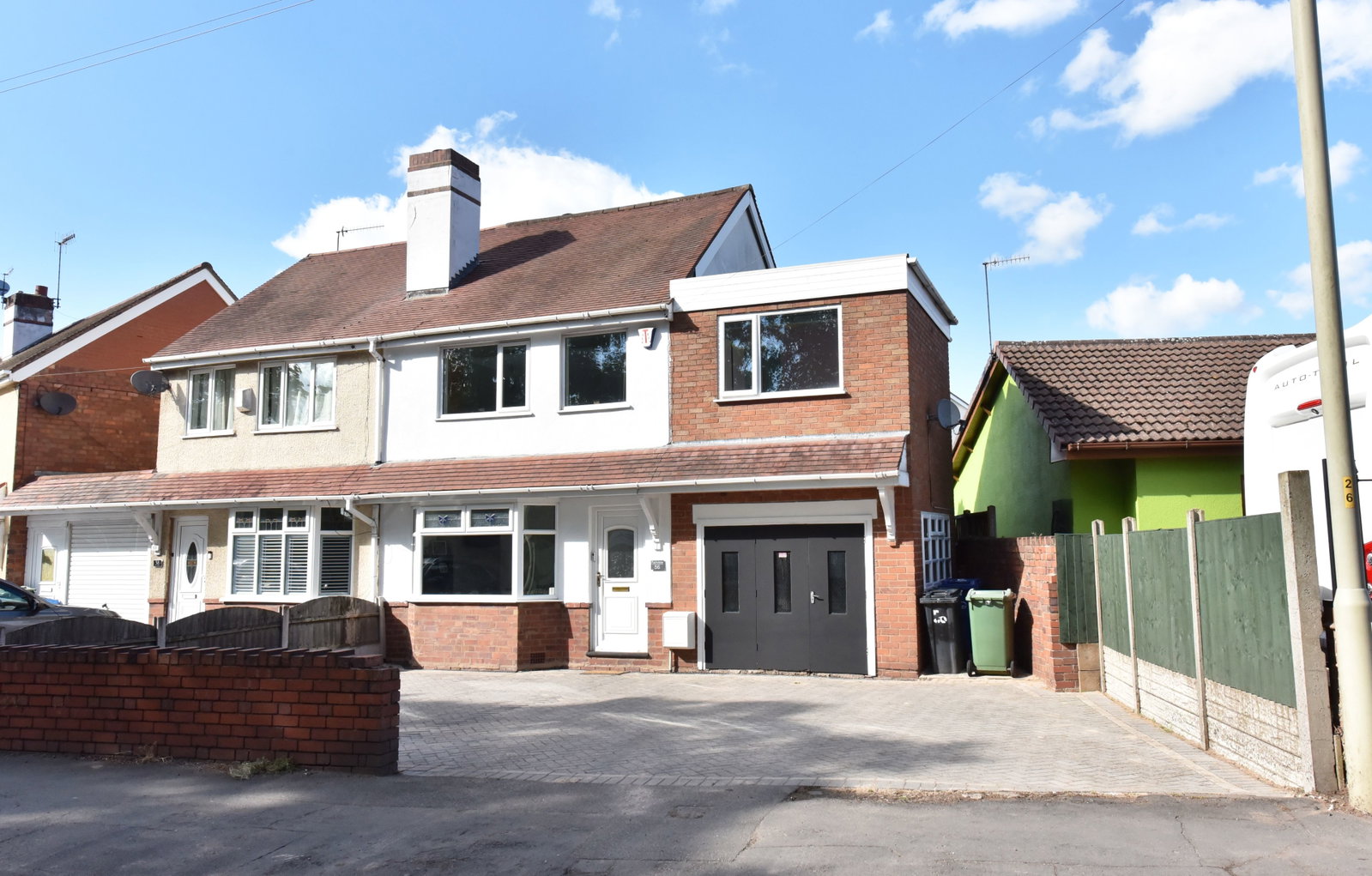3 bedroom Semi-detached house For Sale