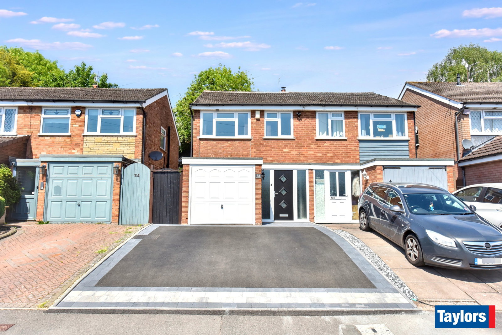 2 bedroom Semi-detached house For Sale