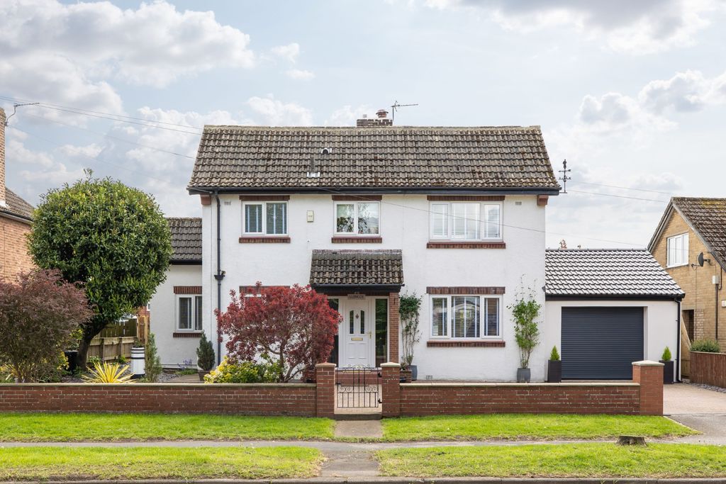 3 bedroom Land (Residential) For Sale