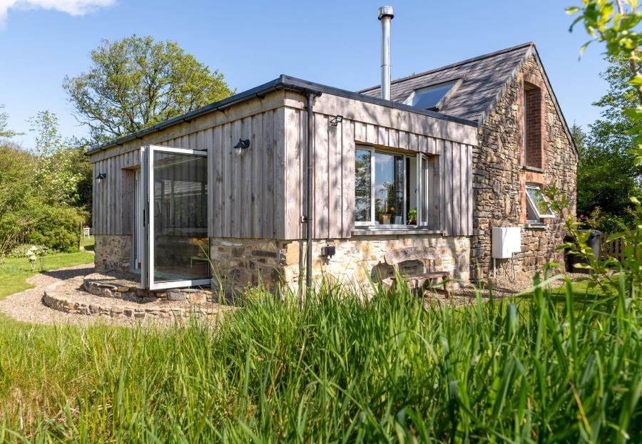 3 bedroom Barn For Sale