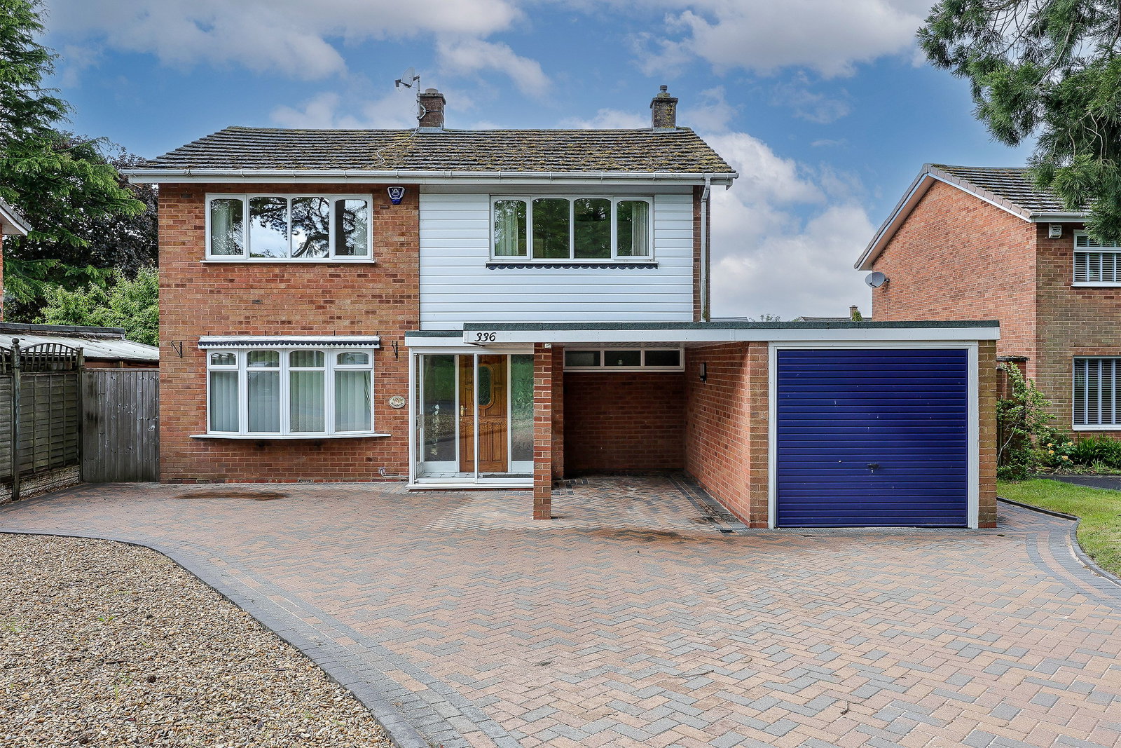 4 bedroom Detached house Under Offer