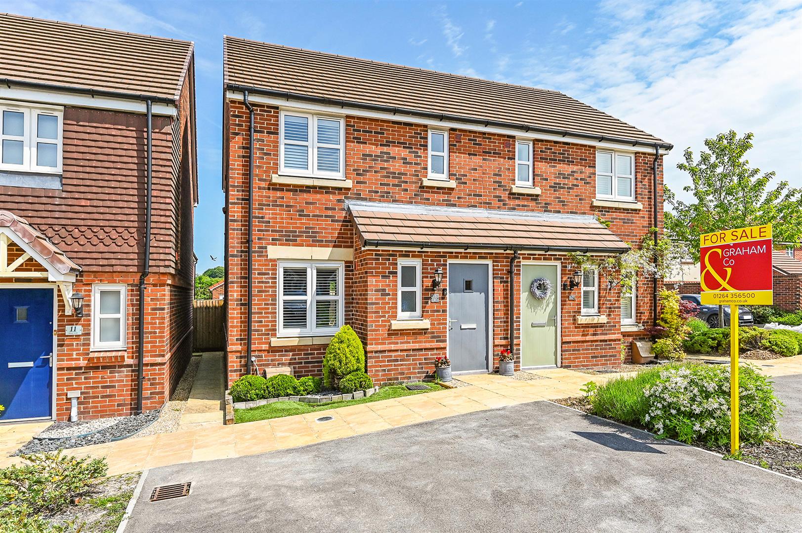 2 bedroom Semi-detached house For Sale
