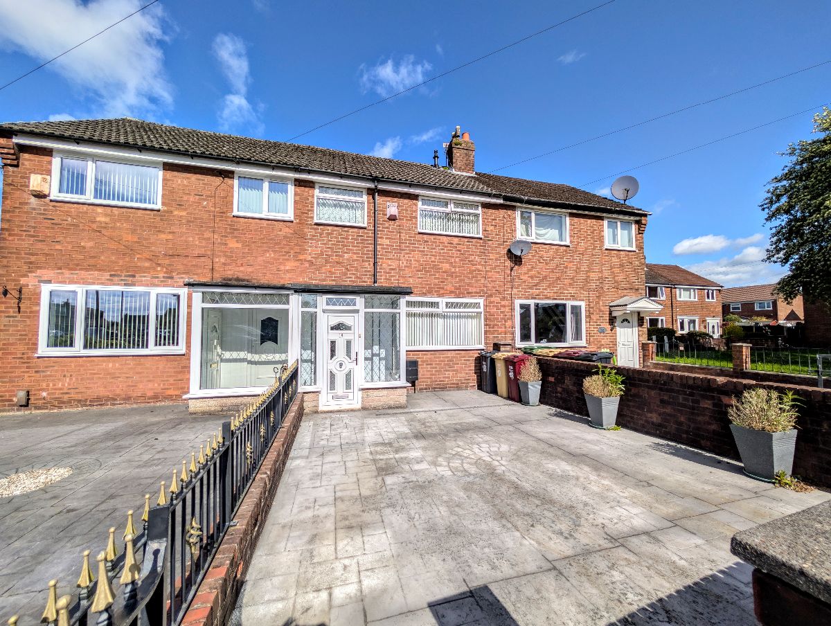 2 bedroom Town house Under Offer