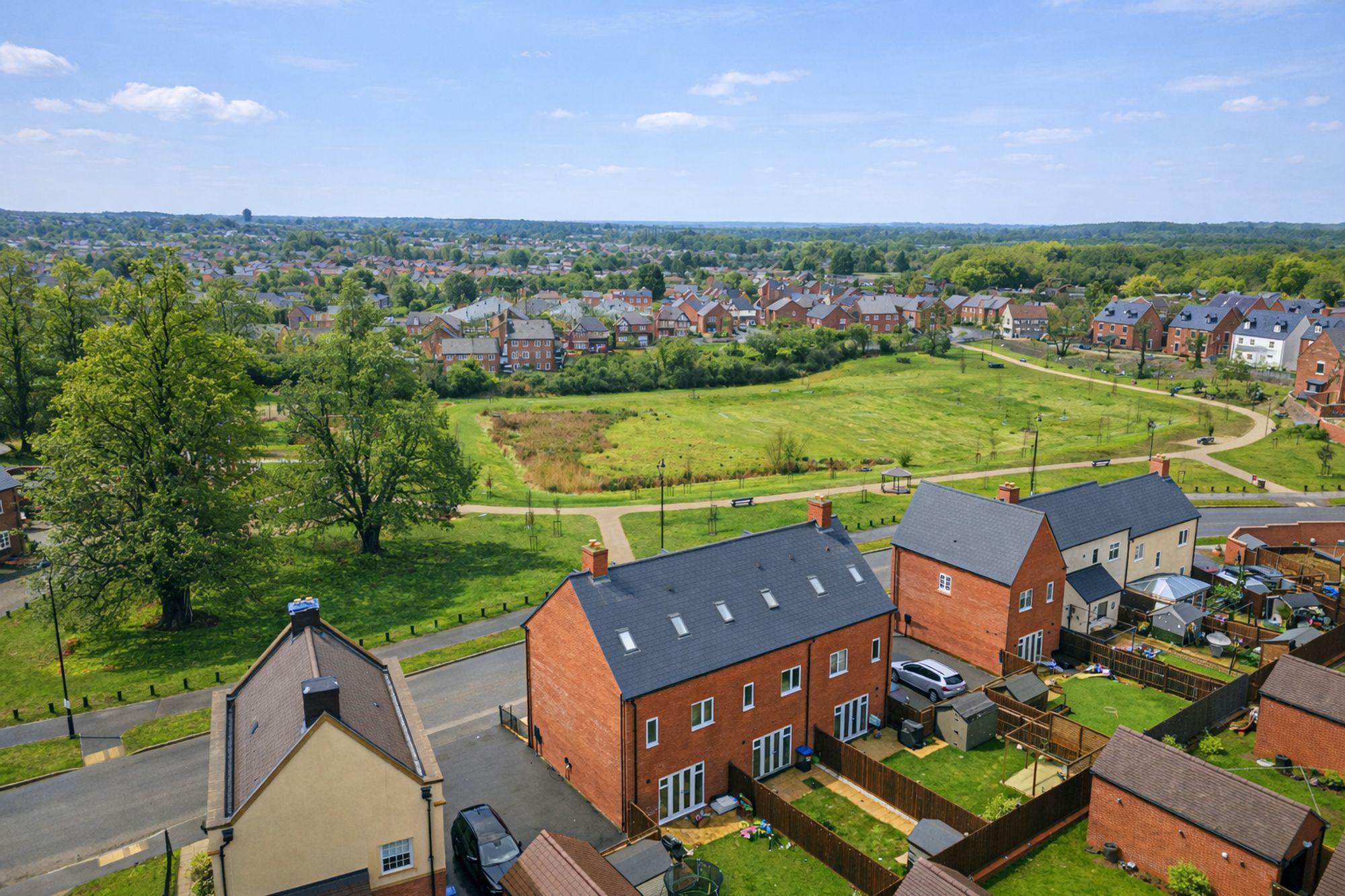 3 bedroom Terraced House Under Offer