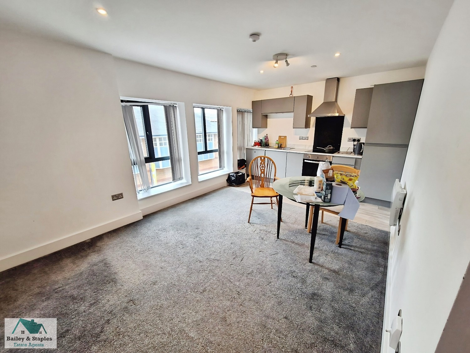 1 bedroom Flat For Sale
