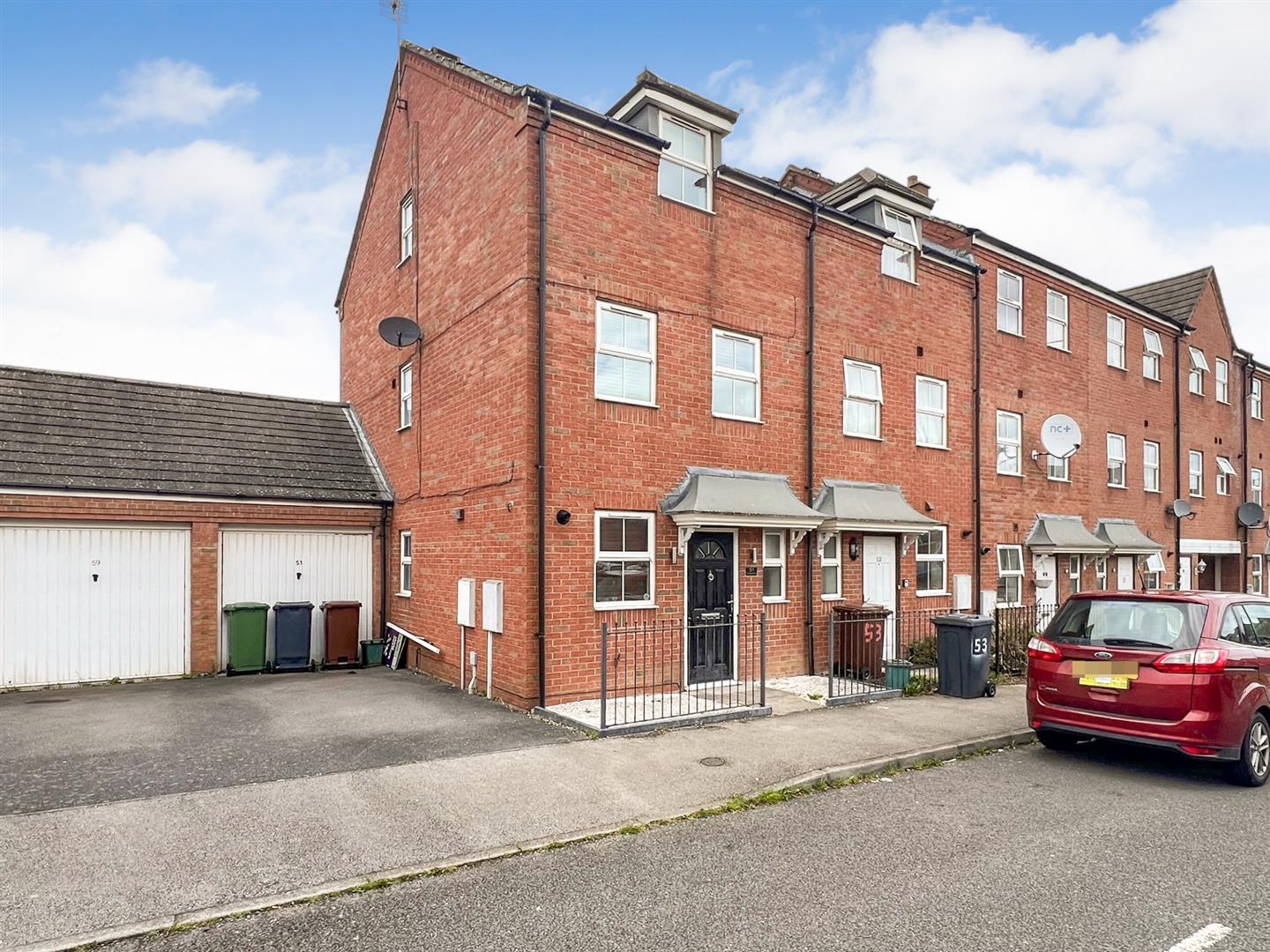 4 bedroom House (unspecified) Let