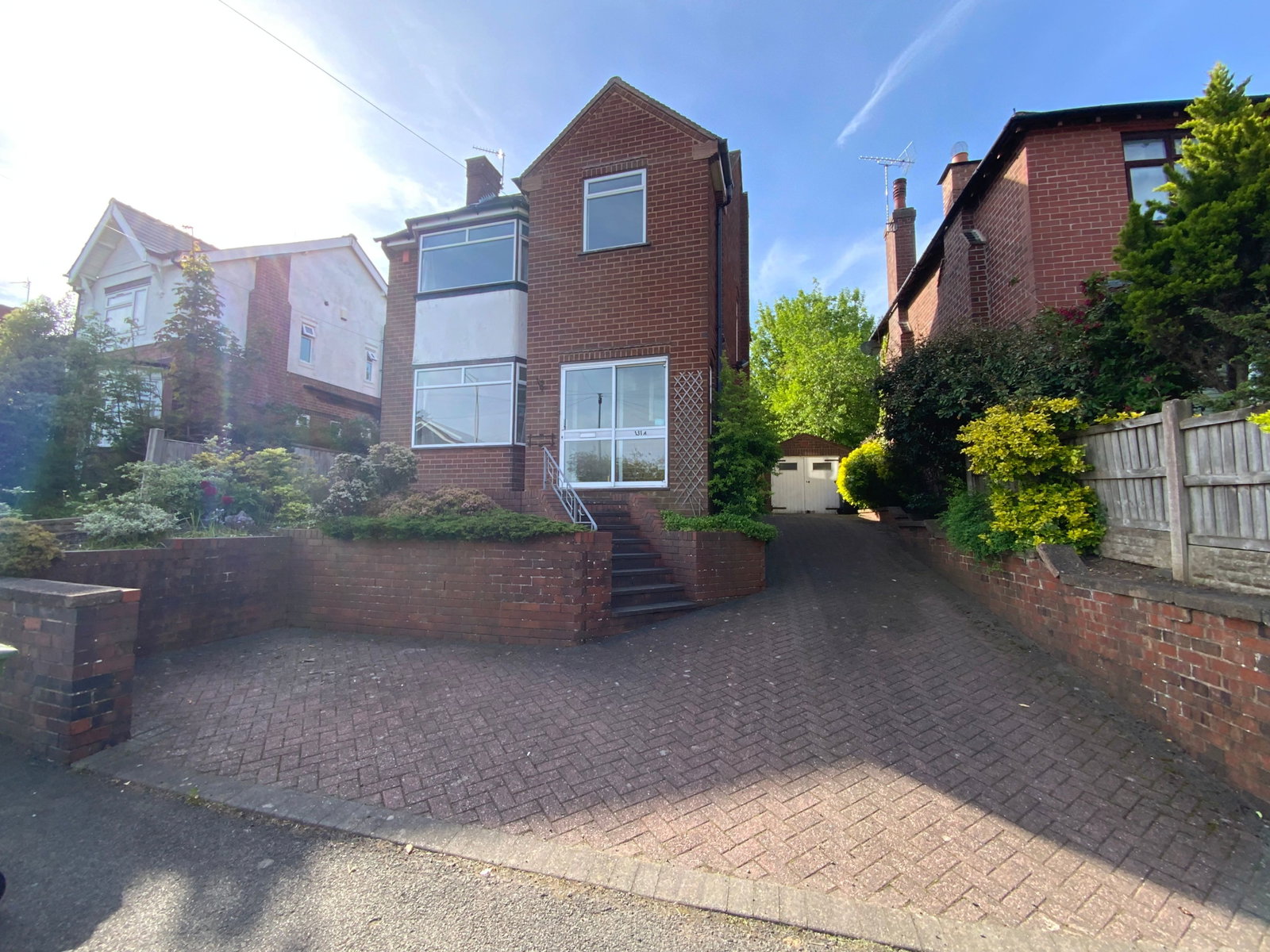 3 bedroom Detached house For Sale