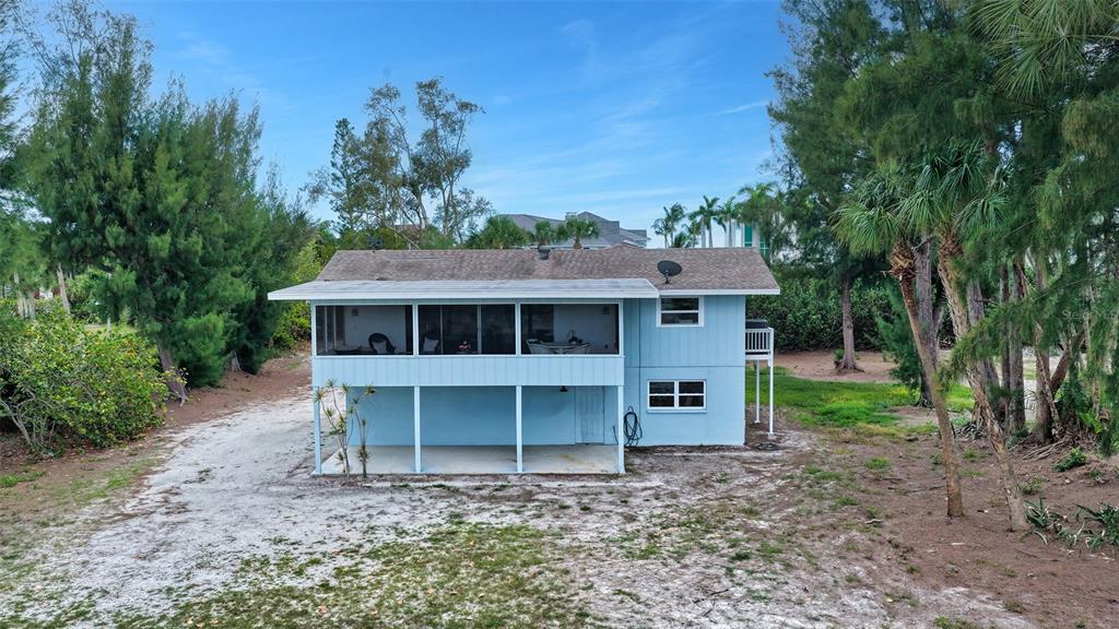 2 bedroom Detached house For Sale