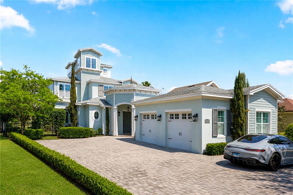 6 bedroom Detached house For Sale