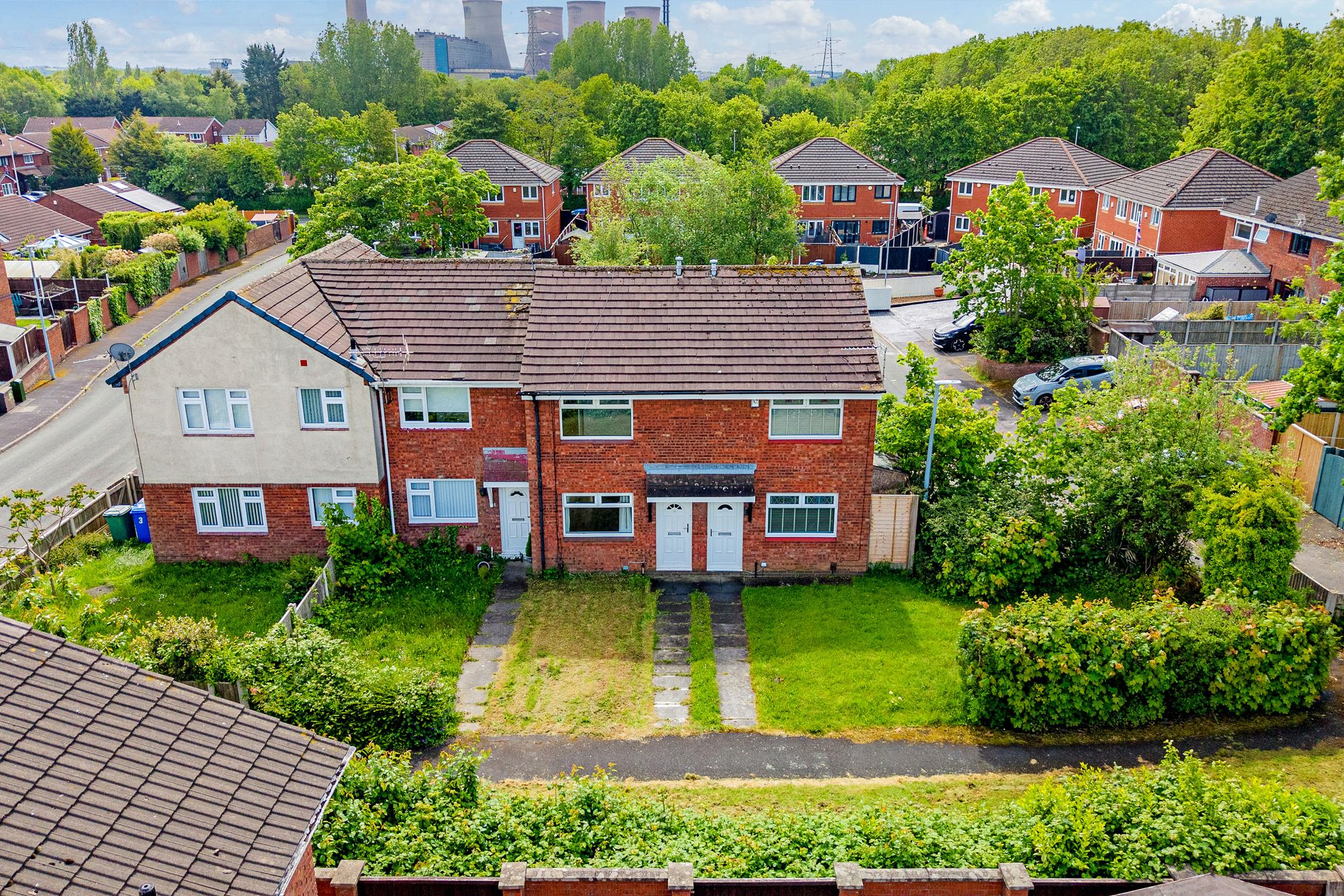 2 bedroom Terraced House Under Offer