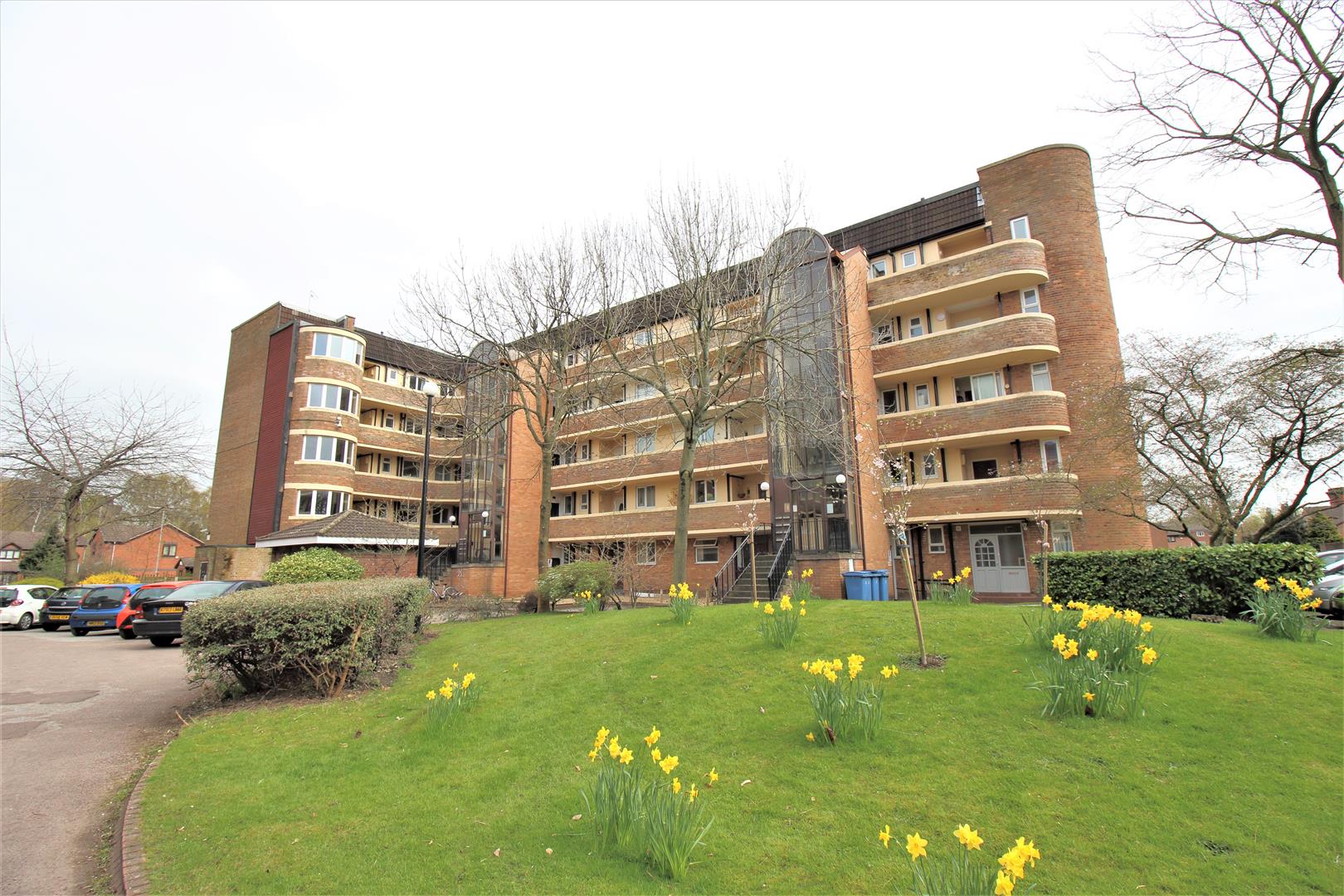 2 bedroom Flat share Let