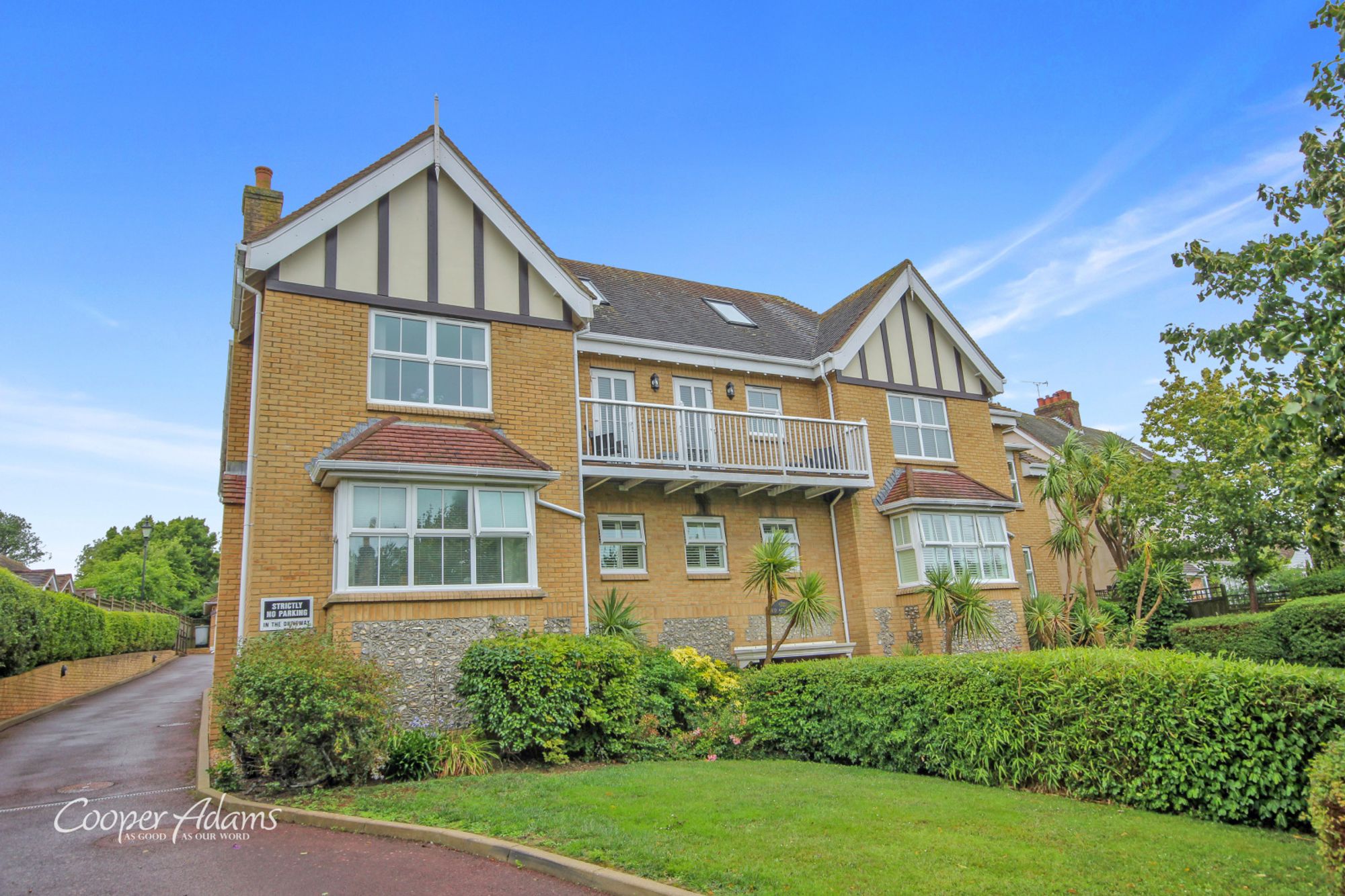 2 bedroom Flat share To Let