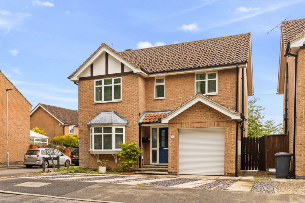 4 bedroom Detached house Under Offer