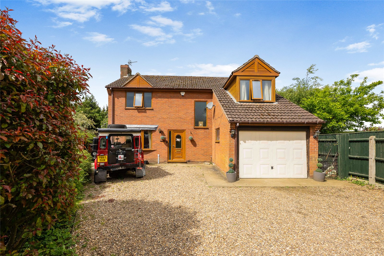 4 bedroom Detached house Under Offer