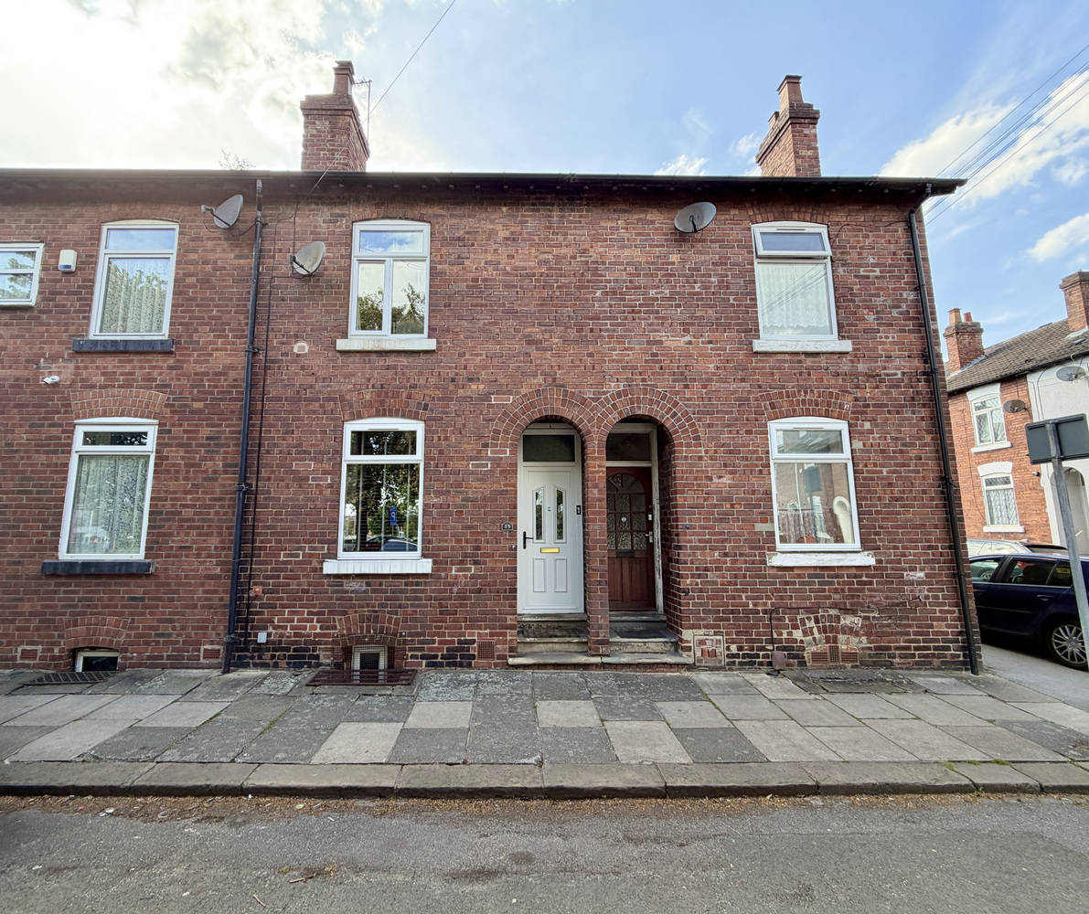 2 bedroom Terraced House Under Offer