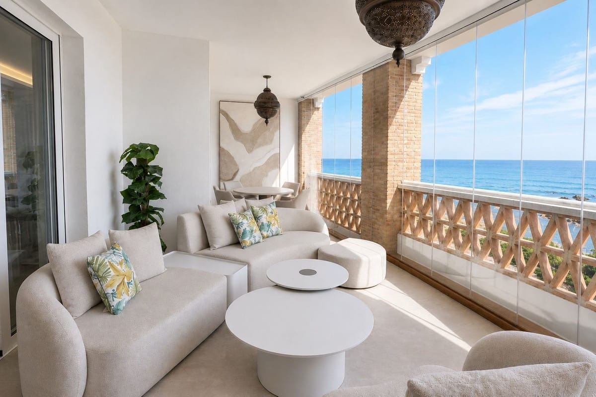 3 bedroom Apartment For Sale