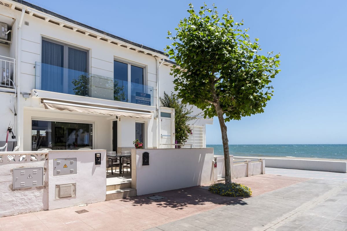 3 bedroom Villa For Sale