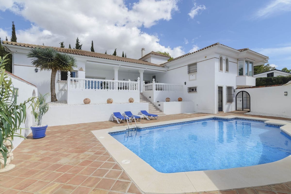 4 bedroom Villa For Sale