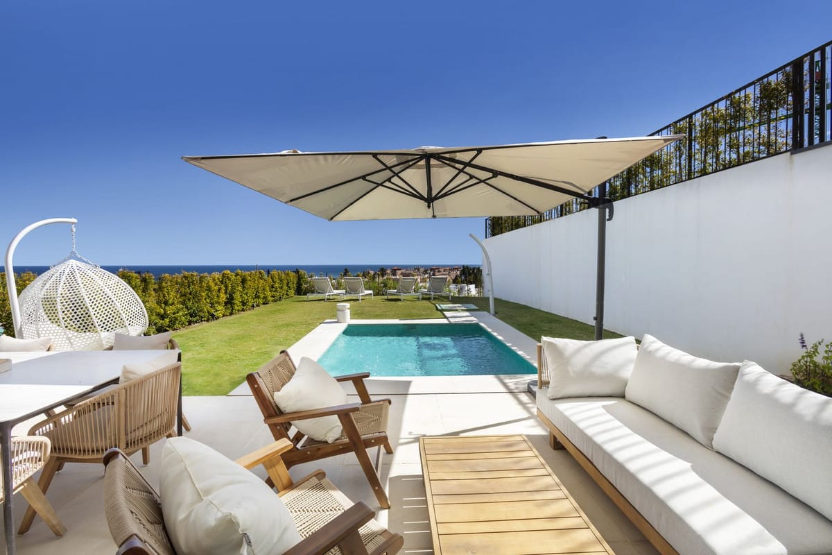 4 bedroom Villa For Sale