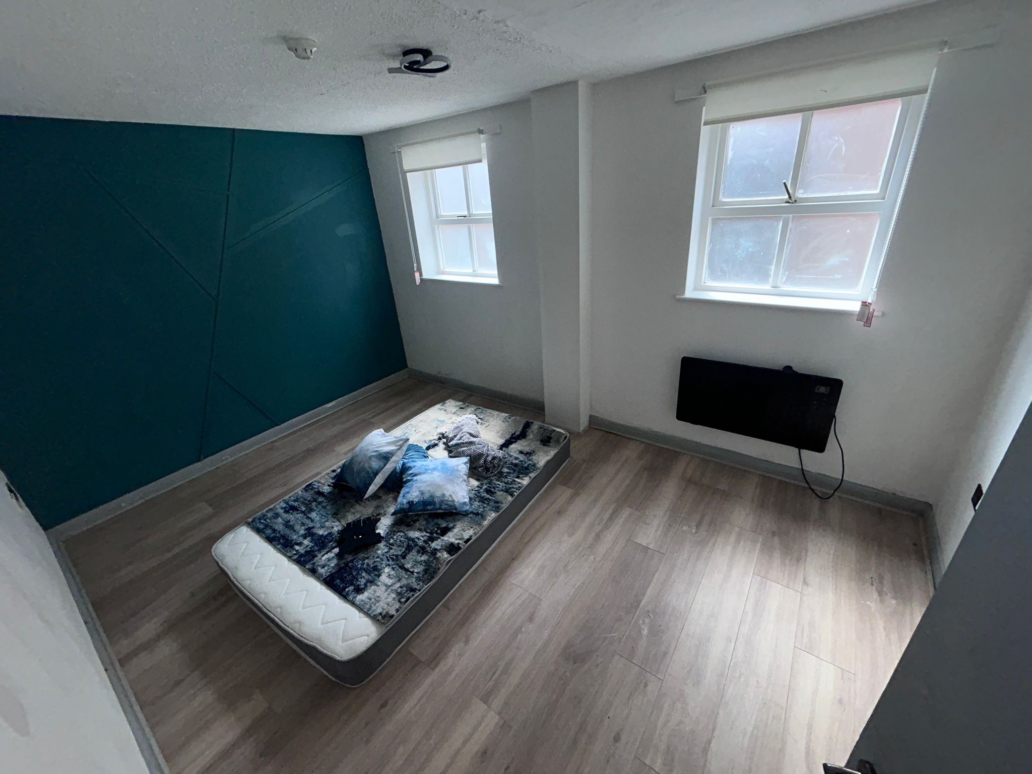 1 bedroom Flat To Let